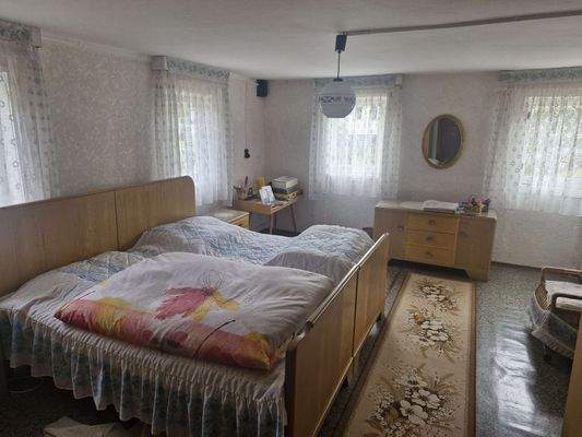 Schlafzimmer 2 im OG