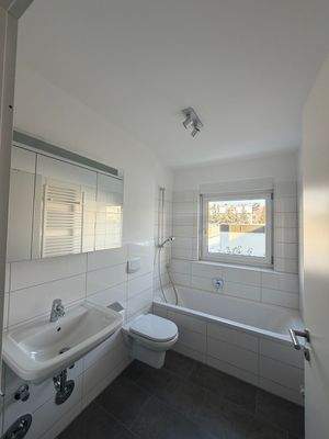 Badezimmer mit Badewanne