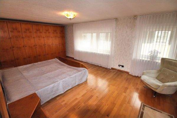 Eltern-Schlafzimmer OG