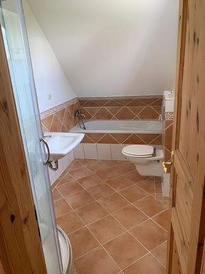 Badezimmer DG-Wohnung