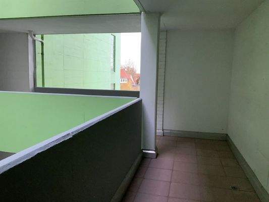 Laubengang zur Wohnung