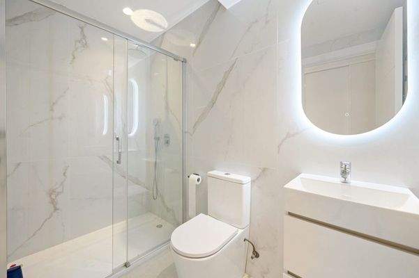 Exklusive Neubauvilla mit Aussicht zu verkaufen in Son Gual Mallorca BHHS-BAL-0778