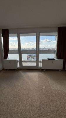 Wohnzimmer /Panoramafenster