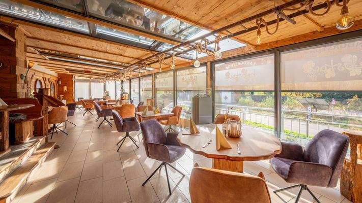 hotel-restaurant-schwarzwald-wintergarten-wolf-immobilien