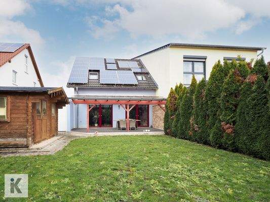 Gartenansicht mit PV