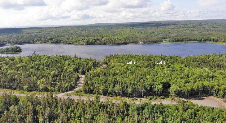 Cape Breton - Third Lake - Wunderschönes See-Uferg