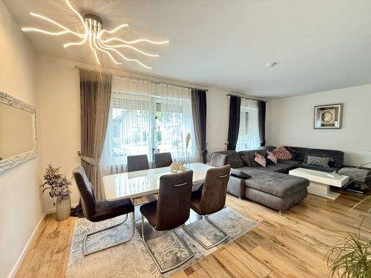 Wohn-/Esszimmer im EG