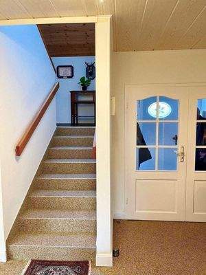 Treppe ins Obergeschoss