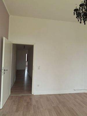 LA 155 2.OG li. 3 ZKB Terrasse (17).jpeg