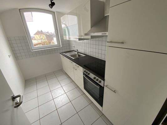 Teilweise sind Einbauküchen vorhanden