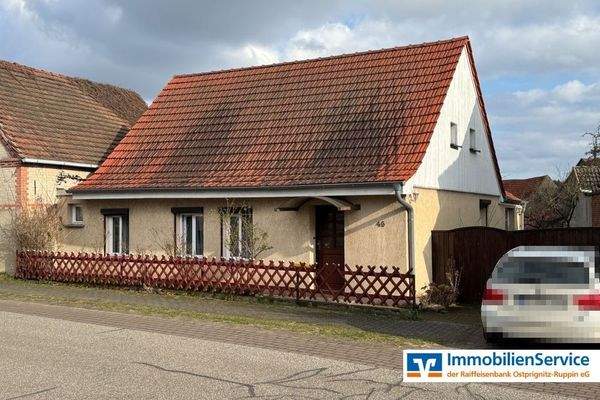 Hausansicht straßenseitig