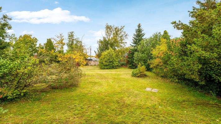 Großzügiges Grundstück