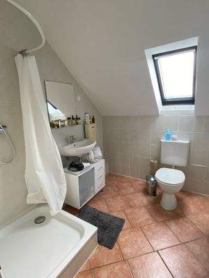 Duschbad im Dachgeschoss