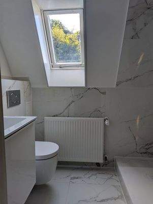 Badezimmer - Bathroom