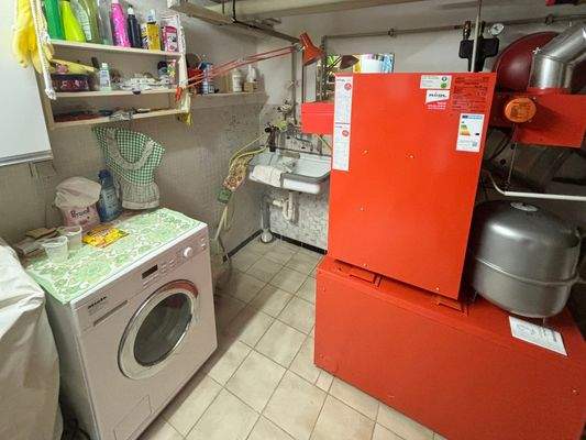 34-Wasch- und Heizungskeller.JPG