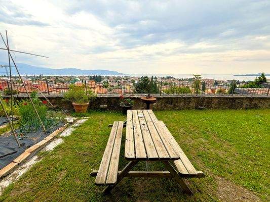 Seeblick - vom Garten.JPG