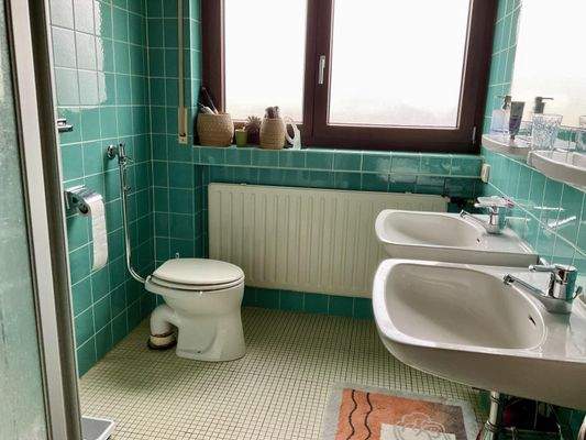 Badezimmer 1