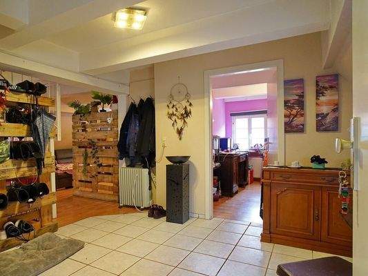 Eingang und Büro 1.OG li #1