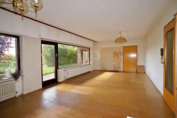 Großes Wohn- : Esszimmer