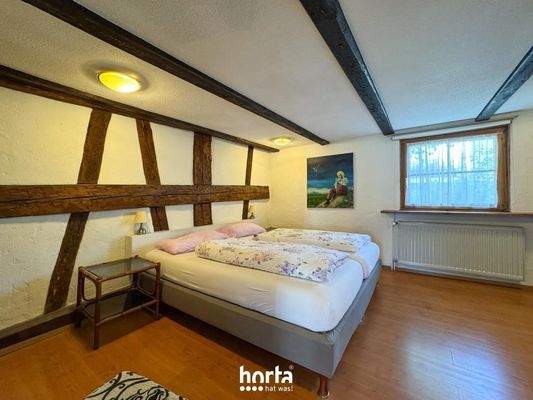 Rechts - Schlafzimmer EG