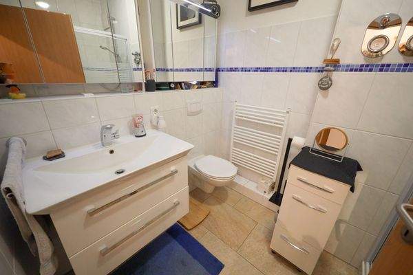 d6727eba-13fc-45bc-859f-d1a2493f9c1d