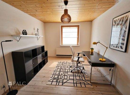 V1 Büro (KI Vorschlag)