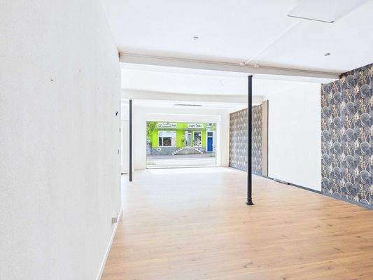 Zentrales Wohn/Geschäftshaus in Saarwellingen 