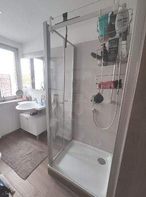 2. OG: Bad mit Dusche Bild 1