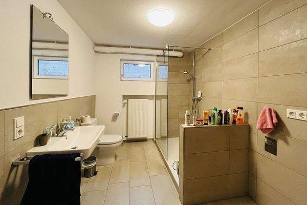 Bad - Einliegerwohnung