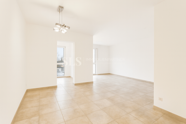 Eingangsbereich* (Mit Ki bearbeitet)