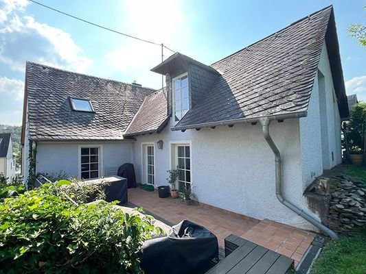Renoviertes Einfamilienhaus in idyllischer Lage