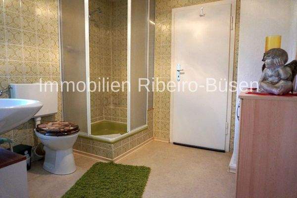 Das Duschbad im Hauptgebäude (OG)