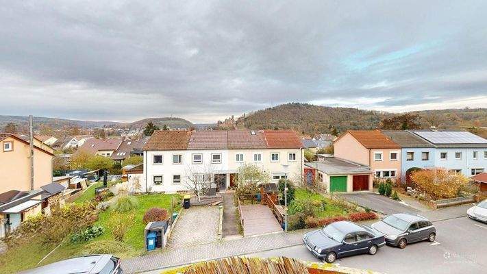 Der wunderschöne Blick vom Balkon auf das Schloss von Wertheim!