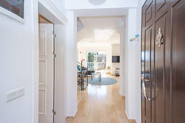 WhatsApp Image 2025-10-01 at 16.24.54 (3).jpeg