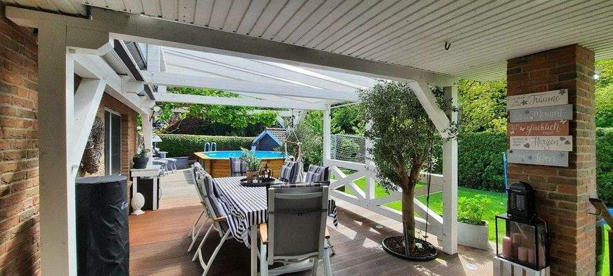 Überdachte Terrasse