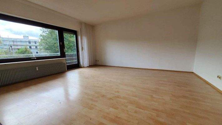 Wohn - und Esszimmer