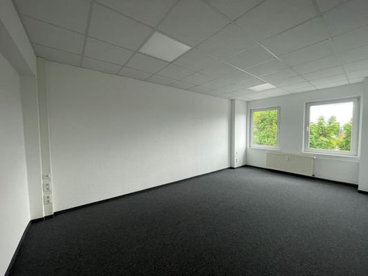 Büro 227 nach Sanierung