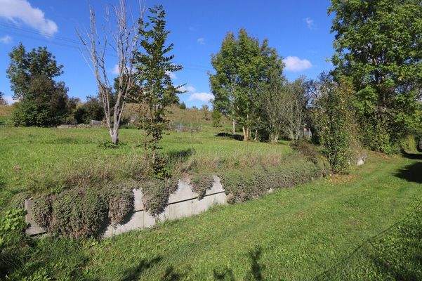 direkt "hinterm Haus" 