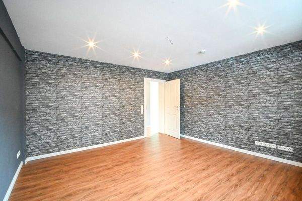 Wohnzimmer mit Terrassenzugang