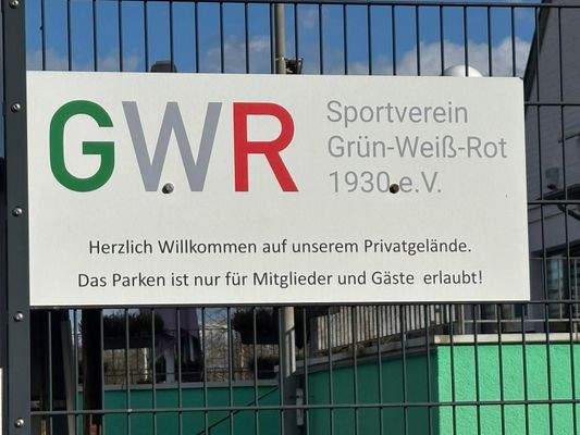Grün Weiß Rot der Verein.jpg