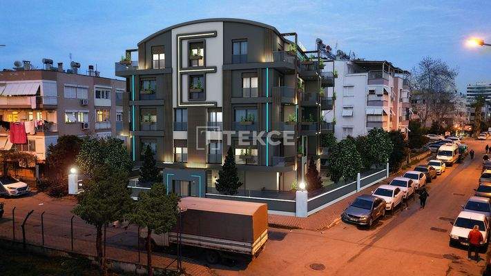 Apartments in a Complex near the Beach in Antalya Muratpaşa