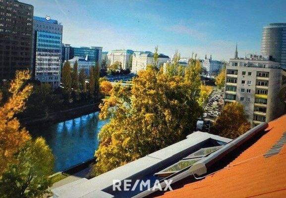 Grandioser City Blick und auf Donaukanal