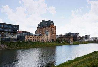 Gebäude