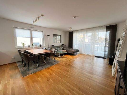 Wohn- und Essbereich