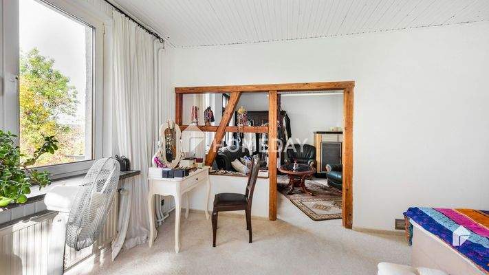 1. OG Schlafzimmer 2