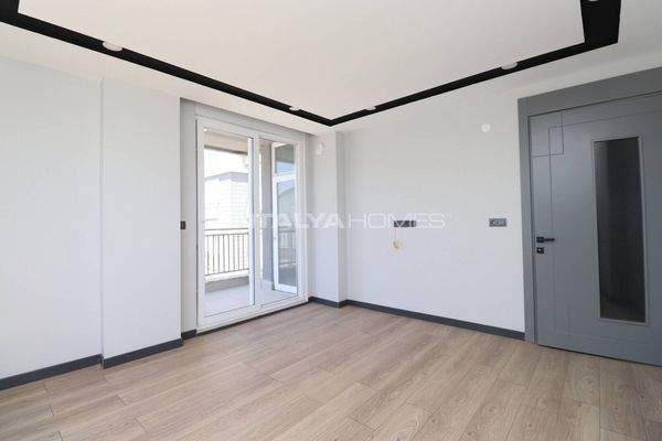 Apartments 900 m from the Tram Station in Antalya Kepez