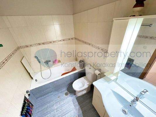 img_8d2811a3-aec8-4e1f-a306-332d5e8204c7