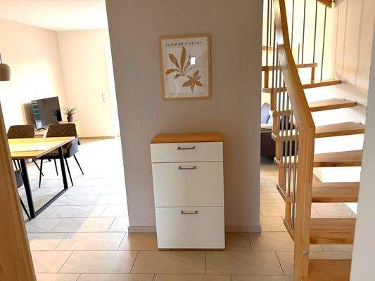 Flur-Treppenaufgang.jpeg