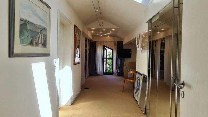 Flur DG mit Ankleide