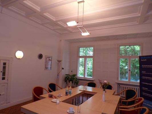Besprechungsraum 1.JPG